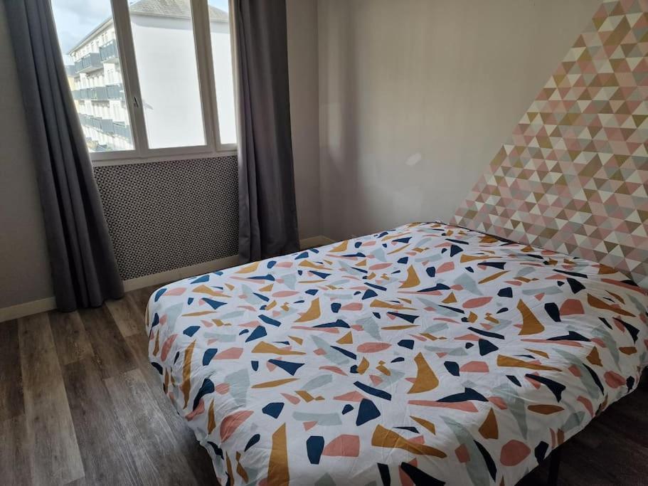Appartamento Refuge Urbain Chic Avec Balcon Saint-Lo Esterno foto